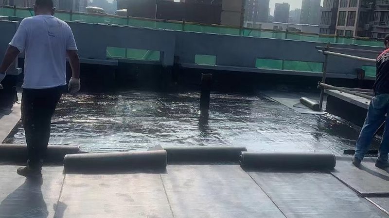 SBS改性沥青防水卷材：揭秘其性能与选材要点
